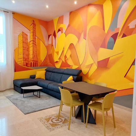 2Towers Holiday House_Centro Storico Di Болоня Екстериор снимка