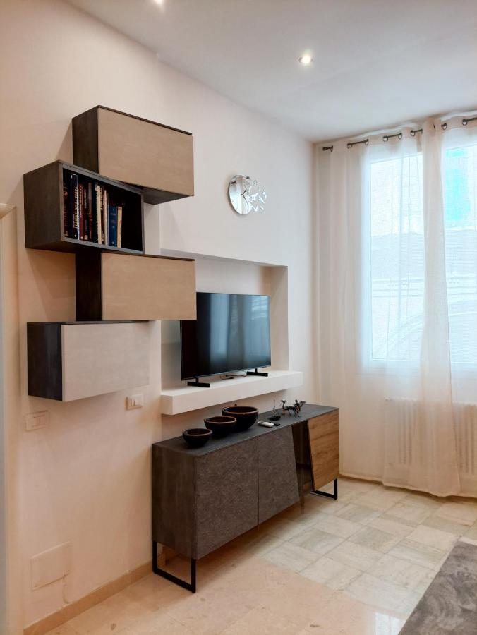 2Towers Holiday House_Centro Storico Di Болоня Екстериор снимка