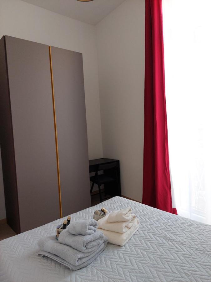 2Towers Holiday House_Centro Storico Di Болоня Екстериор снимка