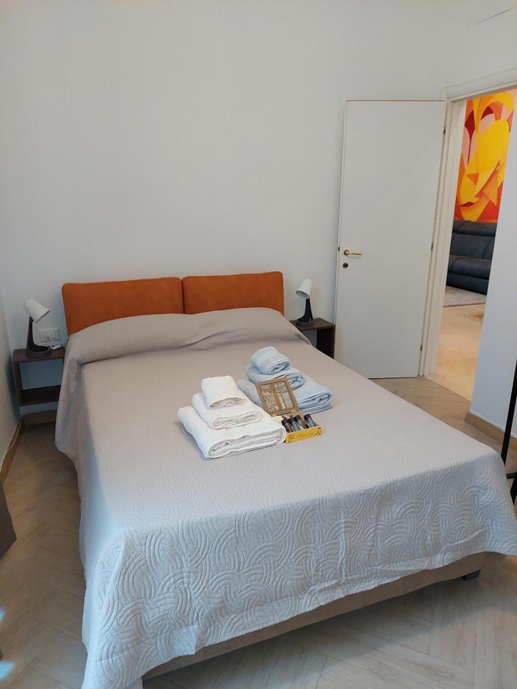 2Towers Holiday House_Centro Storico Di Болоня Екстериор снимка